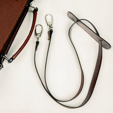 Load image into Gallery viewer, details of a leather briefcase, pelletteria italiana