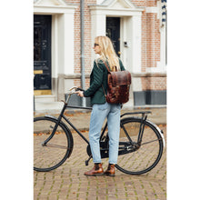 Load image into Gallery viewer, girl with leather backpack 